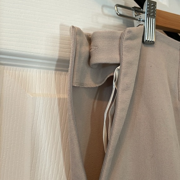 Comfort and style Misses 16 no-waistband pants with stretch, side zipper - Picture 4 of 10